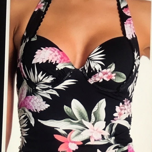 Tommy Bahama Tankini bathing suit - Picture 3 of 13